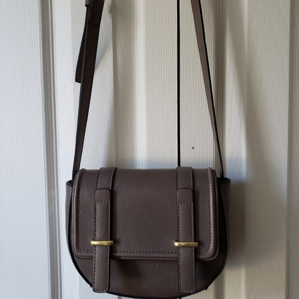 🌸Taupe Crossbody Bag